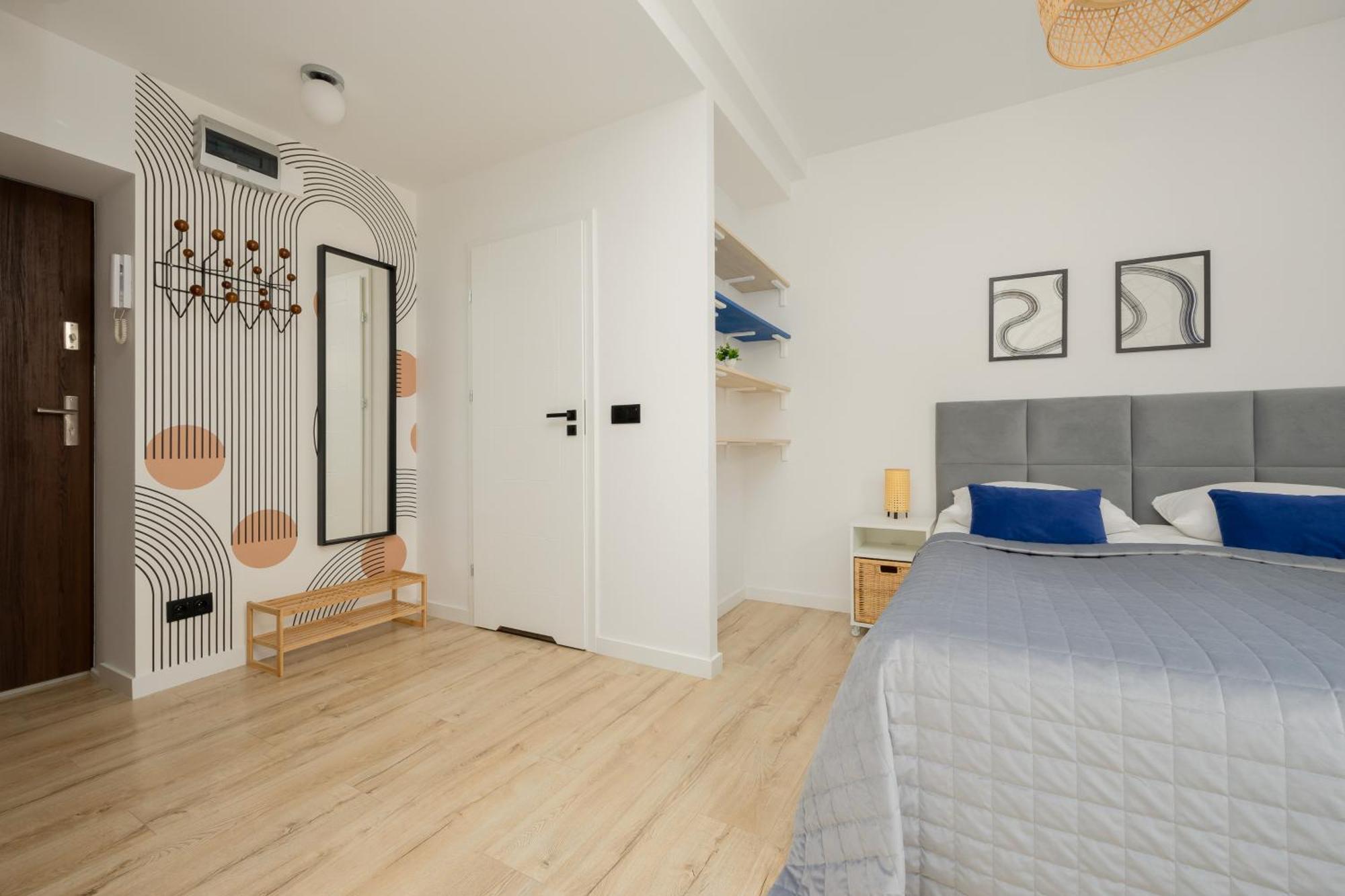 Chmielna Apartments Warsaw Center By Noclegi Renters Екстер'єр фото